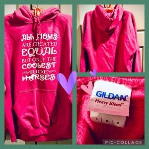 Nice warm sweatshirt for any Mom who loves horses!